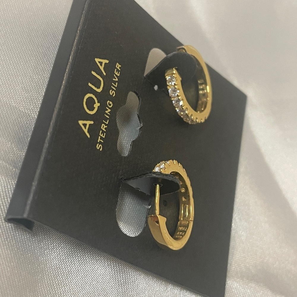 (3) pairs Aqua Gold plated Earrings - Picture 6 of 14